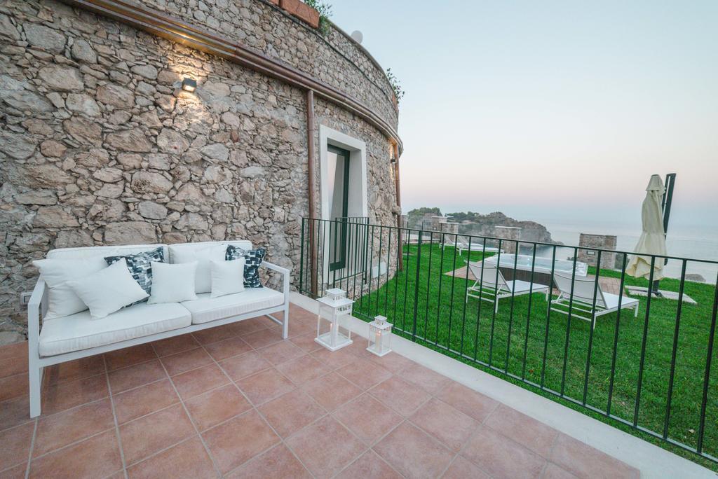 Sparviero Luxury Suites Taormina Eksteriør bilde